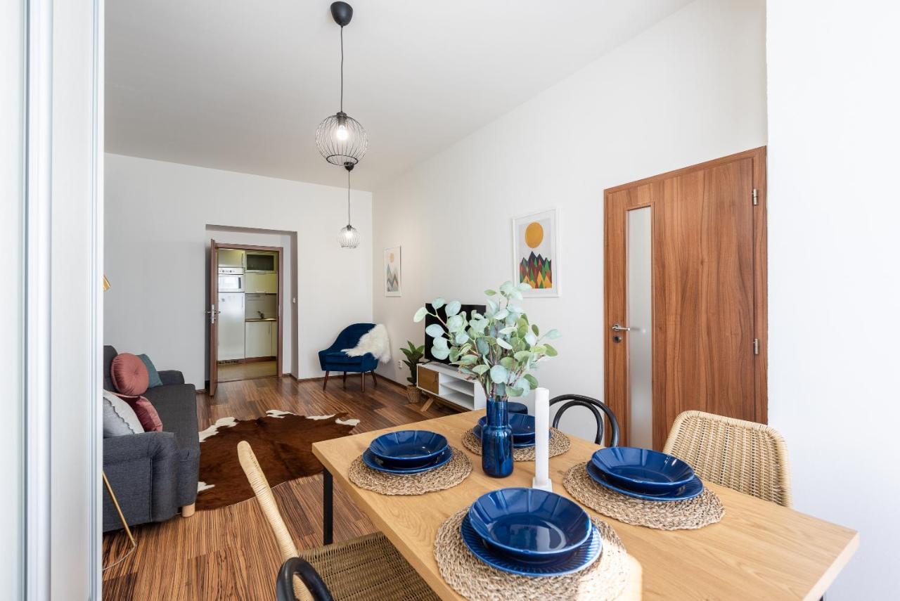 10 Min City Centre 5 People Apartment, Free Coffee Praga Zewnętrze zdjęcie
