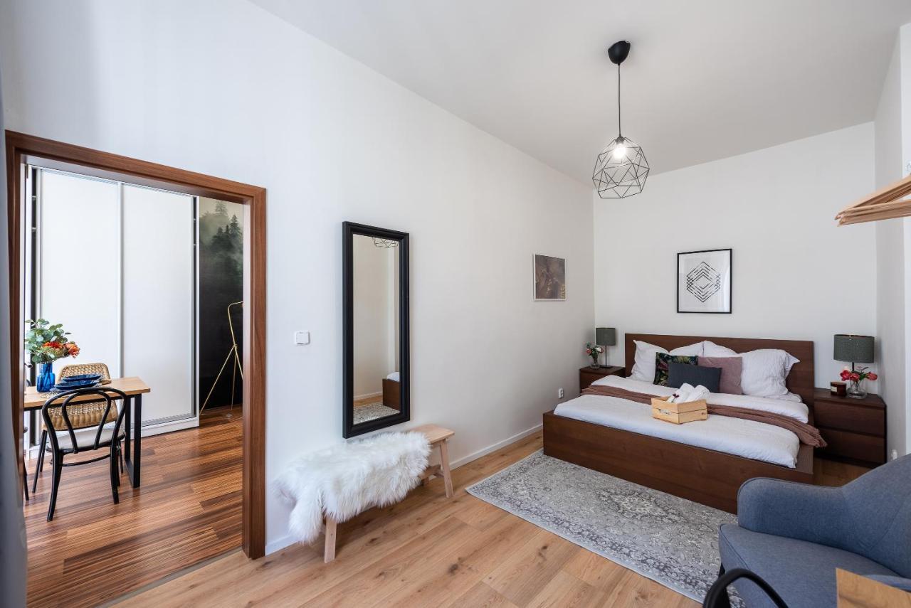 10 Min City Centre 5 People Apartment, Free Coffee Praga Zewnętrze zdjęcie